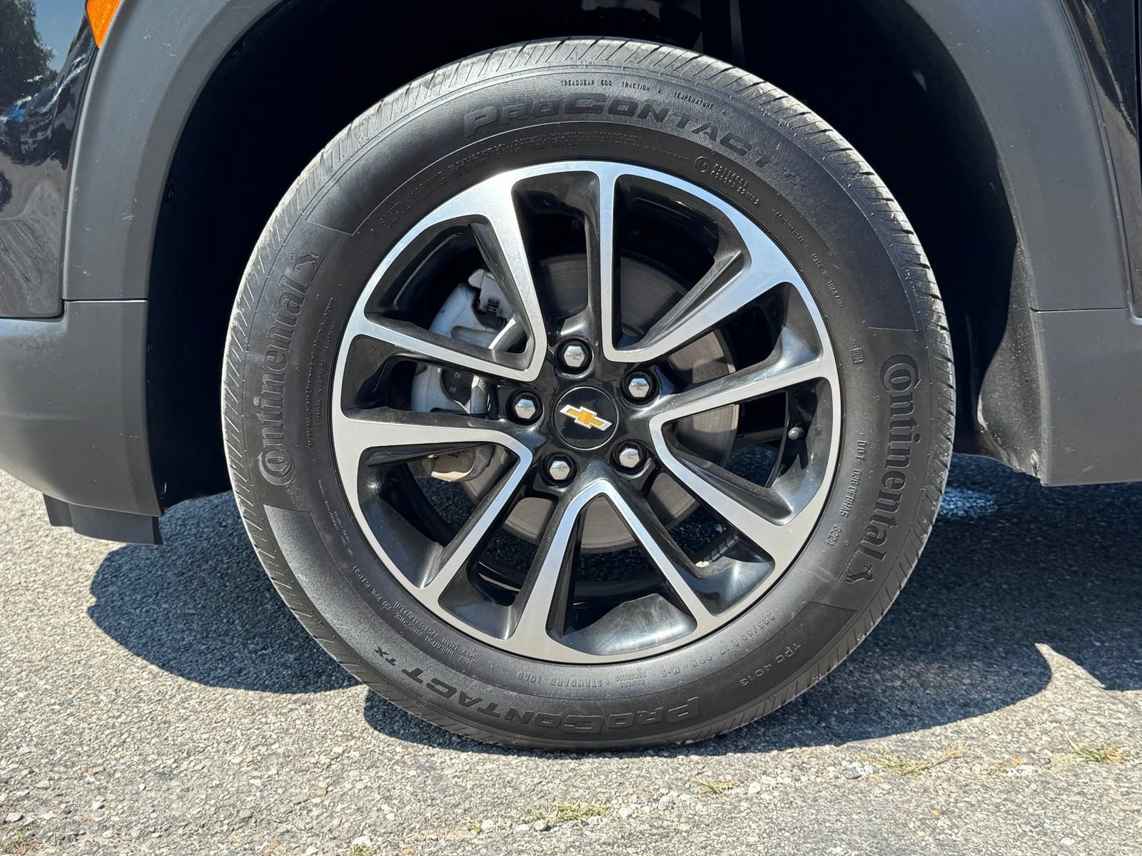 Used 2025 Chevrolet TrailBlazer LT AWD/4WD image 11