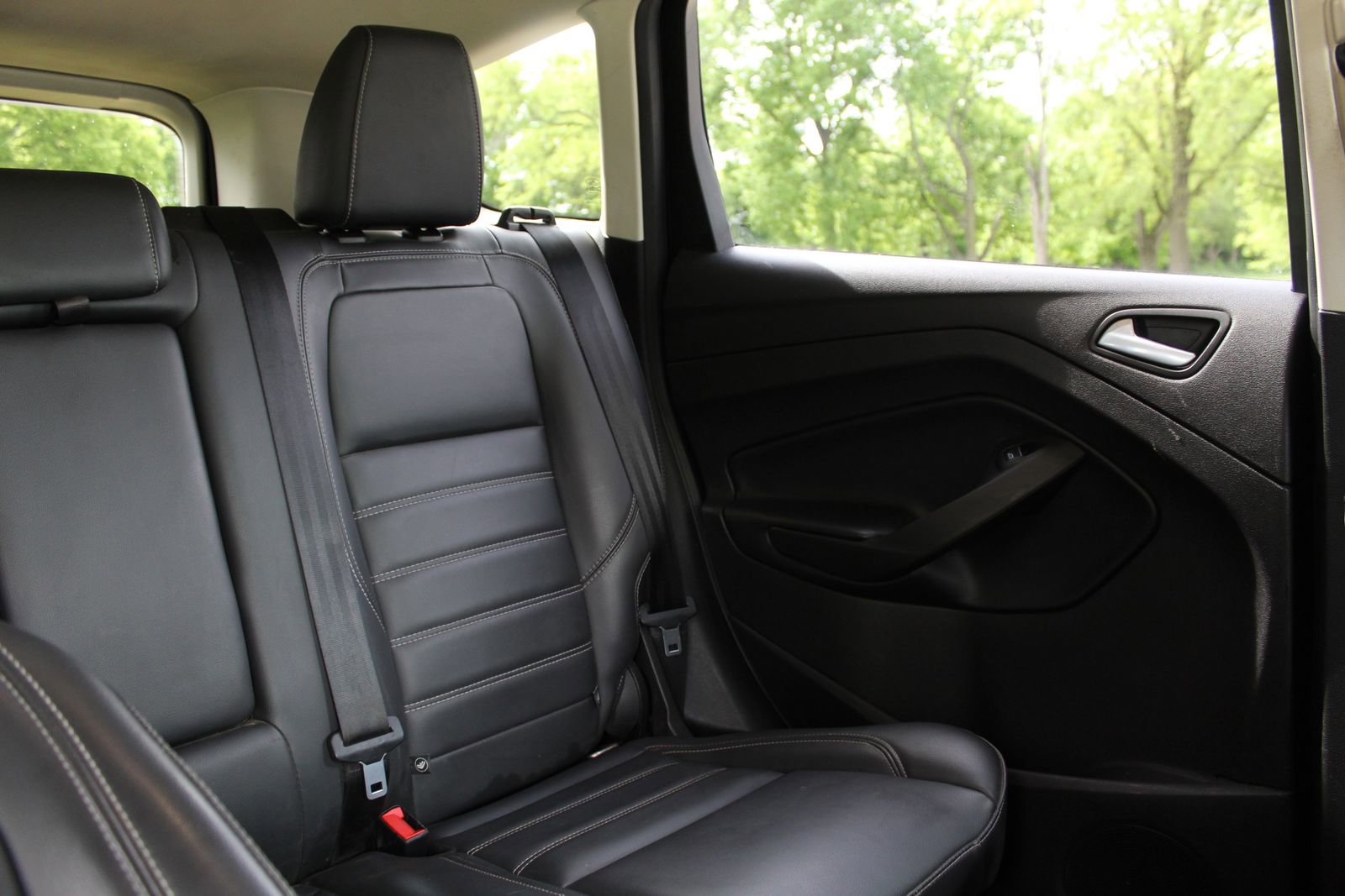 Used 2019 Ford Escape SEL AWD/4WD image 14