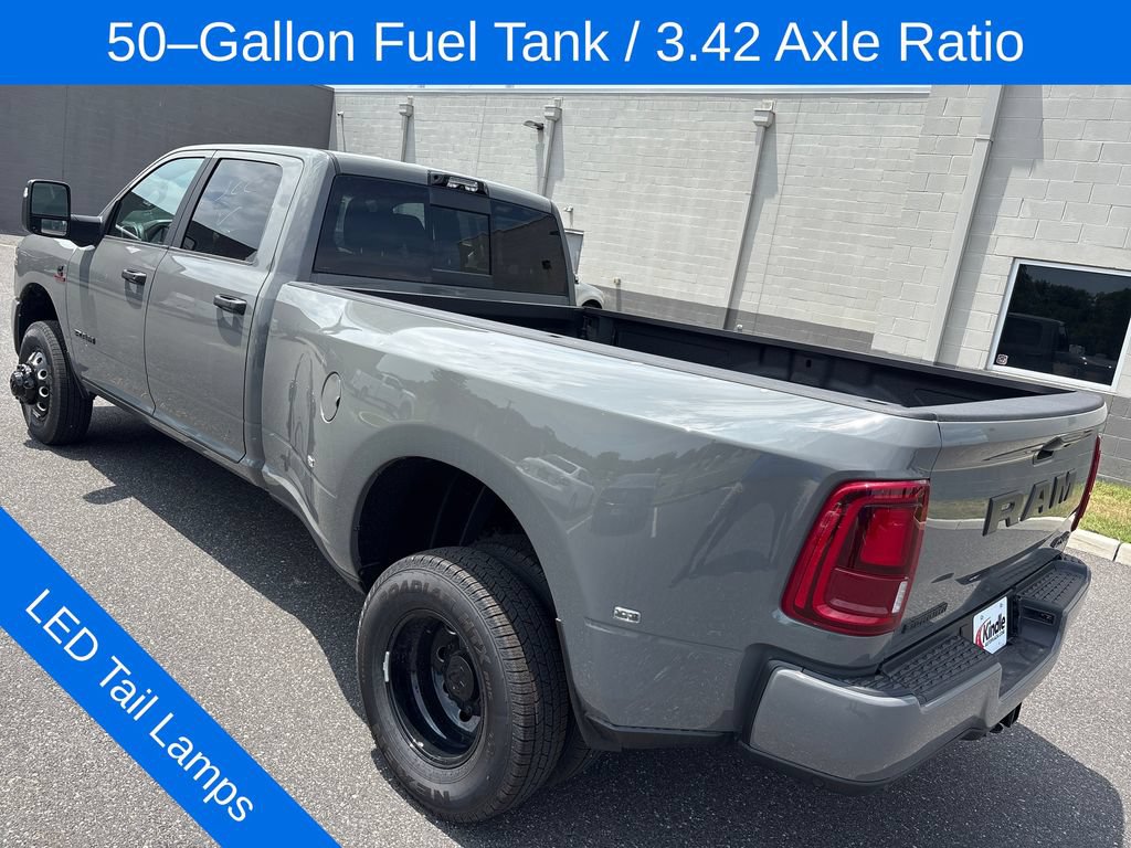 New 2026 RAM 3500 Big Horn AWD/4WD image 32
