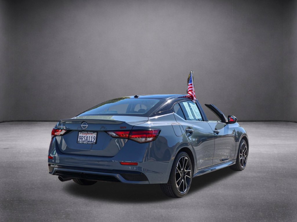 Used 2025 Nissan Sentra SR FWD image 4
