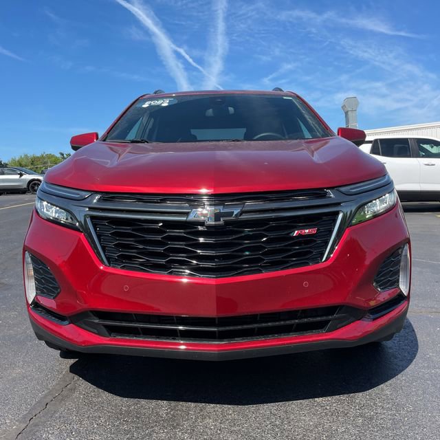 Used 2023 Chevrolet Equinox RS w/ LPO, Floor Liner Package FWD image 5