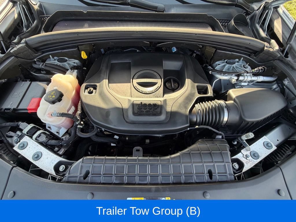 Certified 2021 Jeep Grand Cherokee L Overland w/ Luxury Tech Group IV AWD/4WD image 17