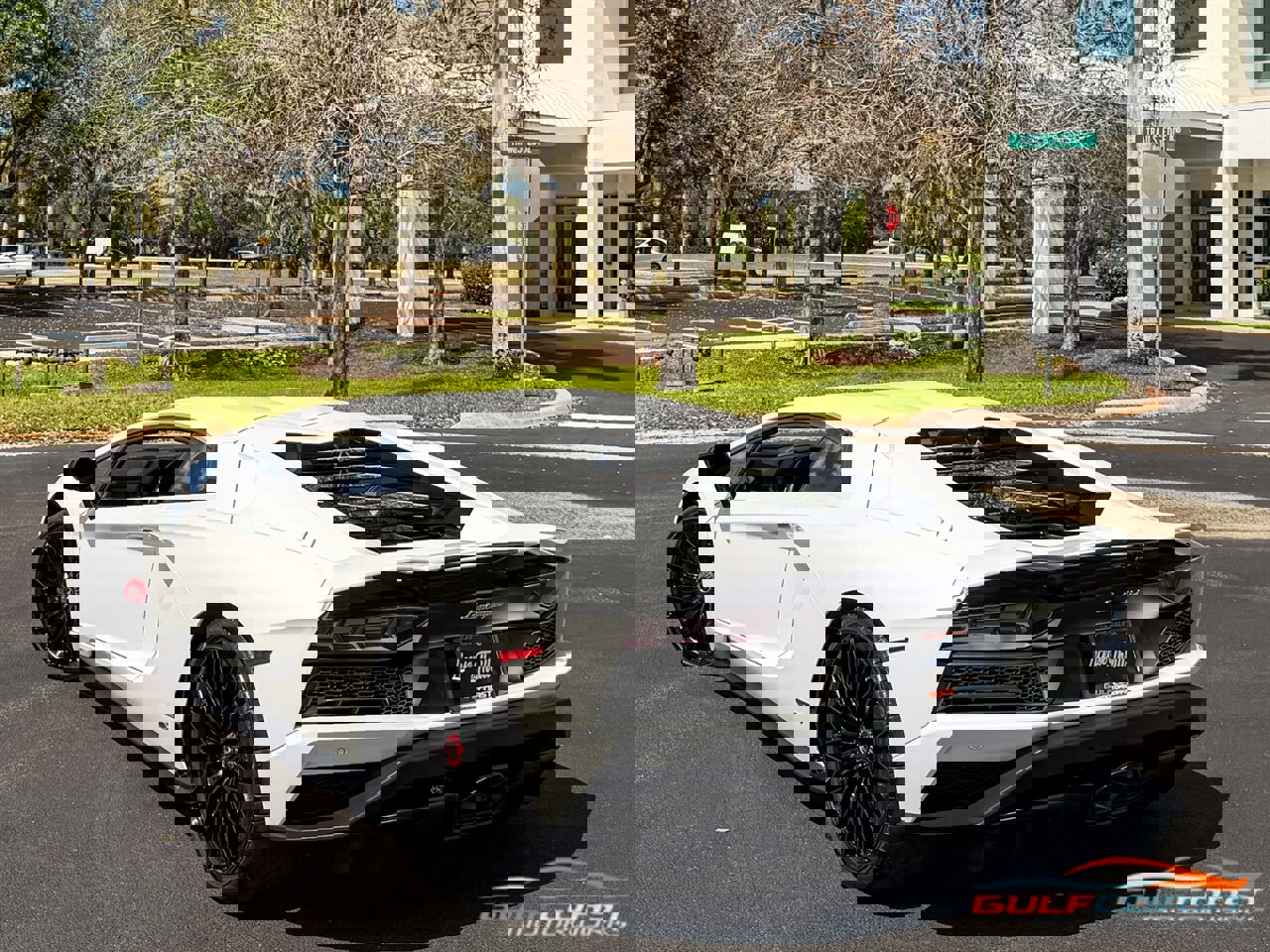 Used 2017 Lamborghini Aventador S image 56