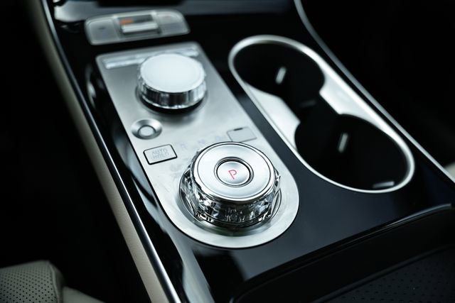 Certified 2026 Genesis GV70 2.5T image 39