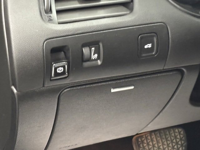 Used 2017 Chevrolet Impala LT image 13