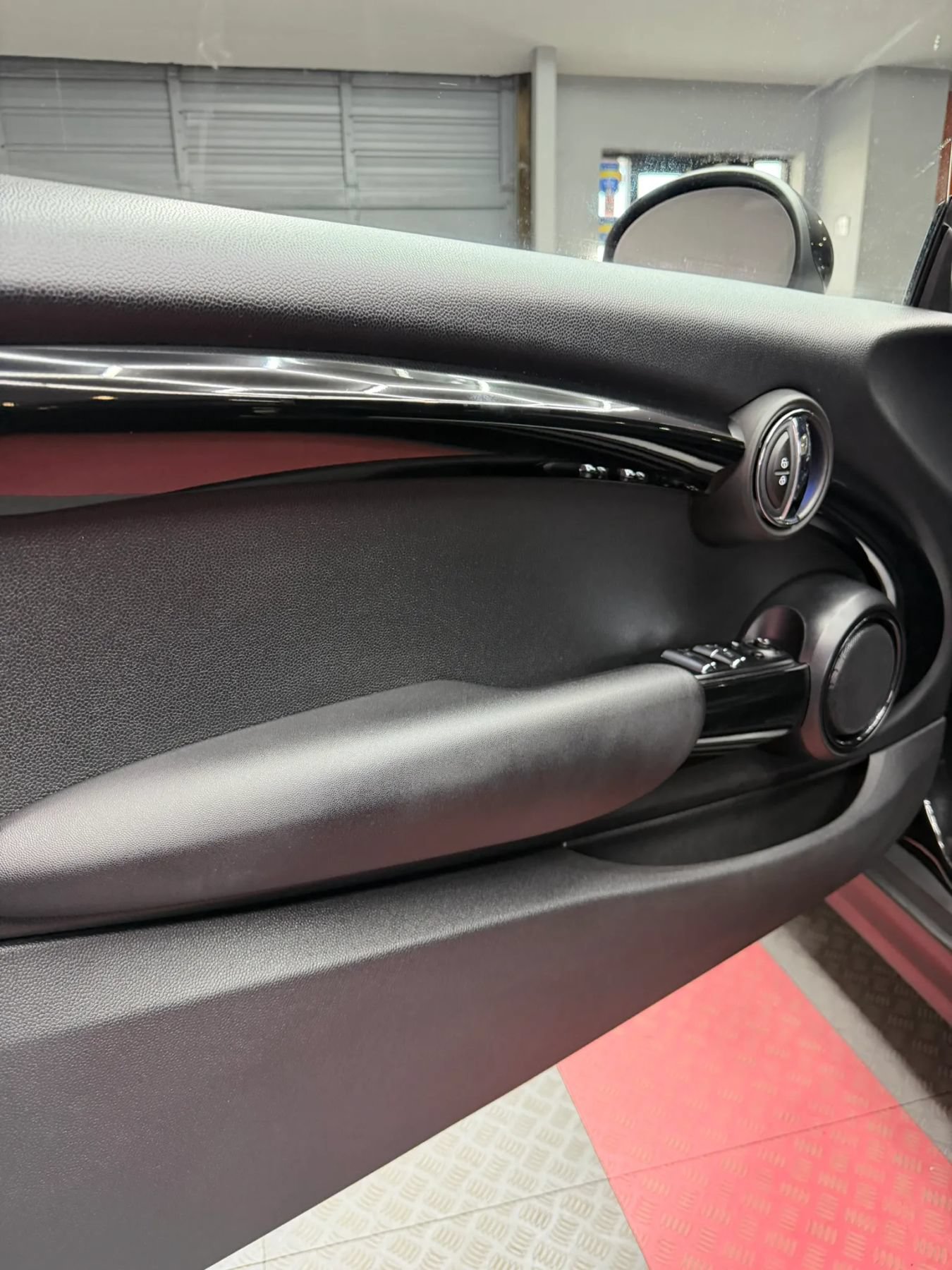 Used 2017 MINI Cooper S FWD image 9