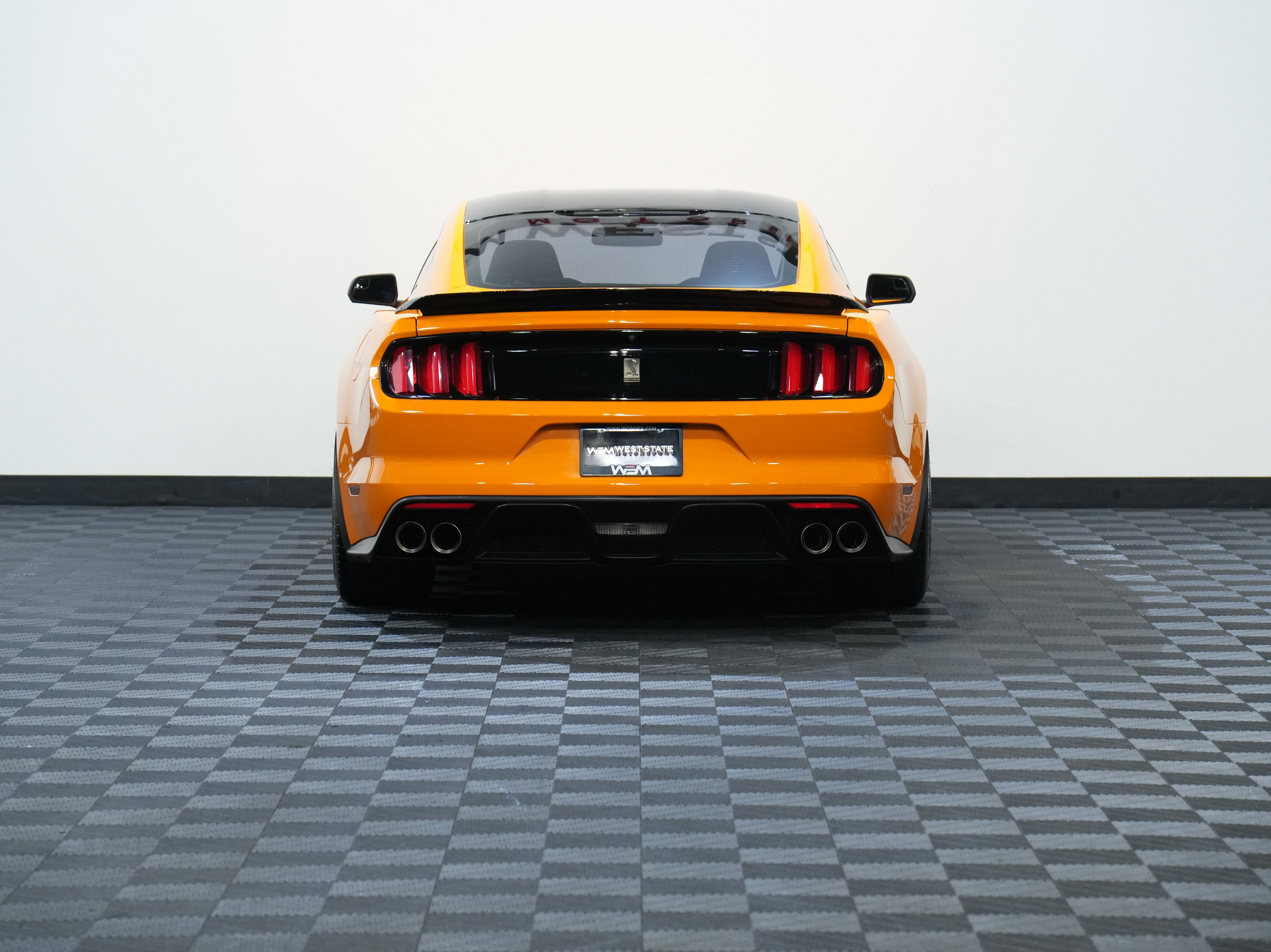 Used 2018 Ford Mustang Shelby GT350 image 7