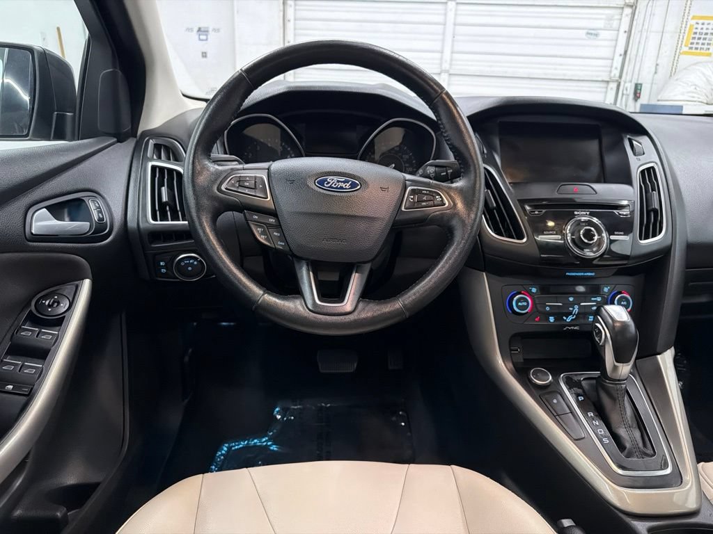 Used 2017 Ford Focus Titanium w/ Titanium Technology Package FWD image 22
