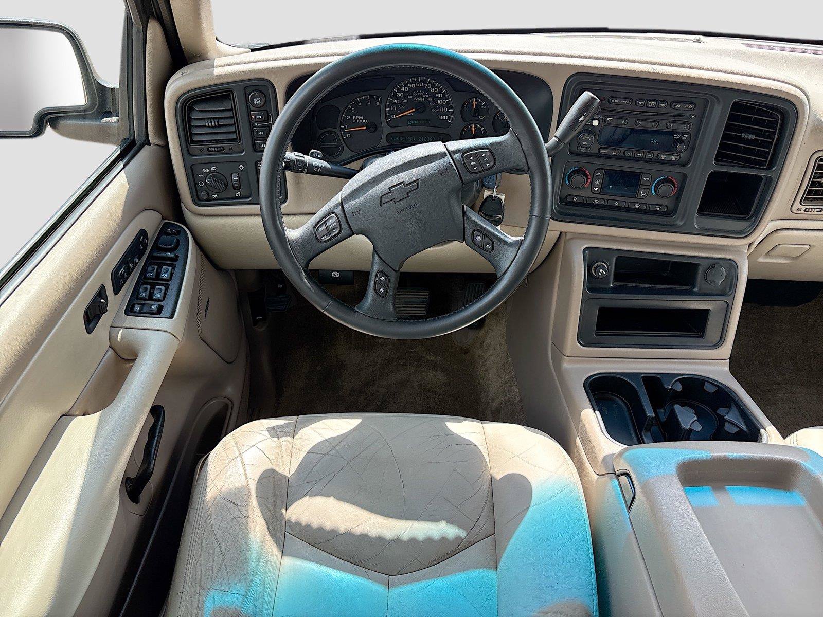 Used 2003 Chevrolet Tahoe LT AWD/4WD image 2