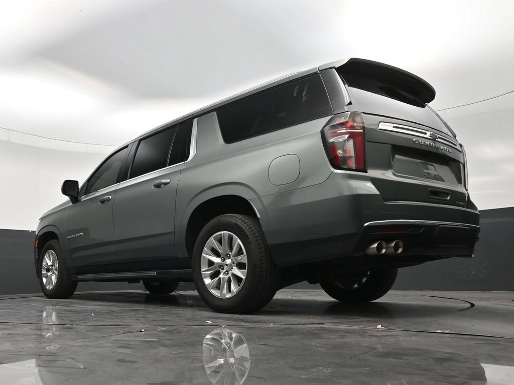 Used 2023 Chevrolet Suburban Premier RWD image 22
