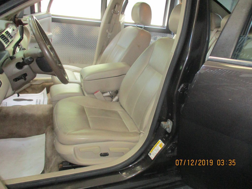 Used 2008 Chevrolet Impala LT FWD image 11