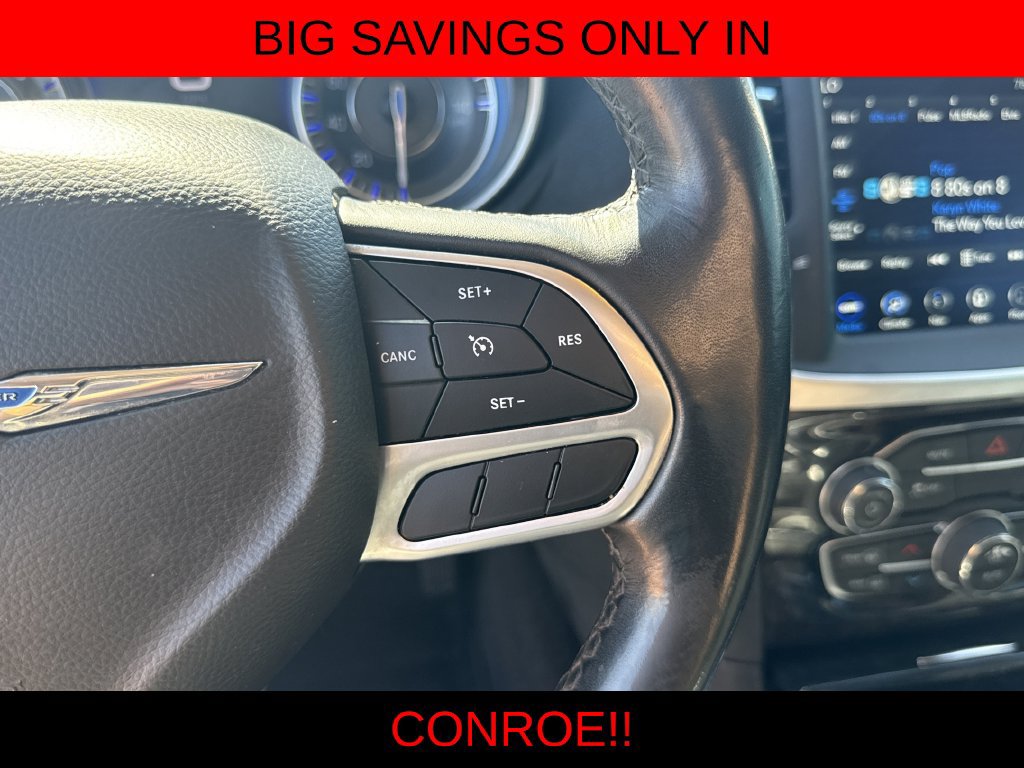 Used 2022 Chrysler 300 Touring L w/ Popular Equipment Group RWD image 15