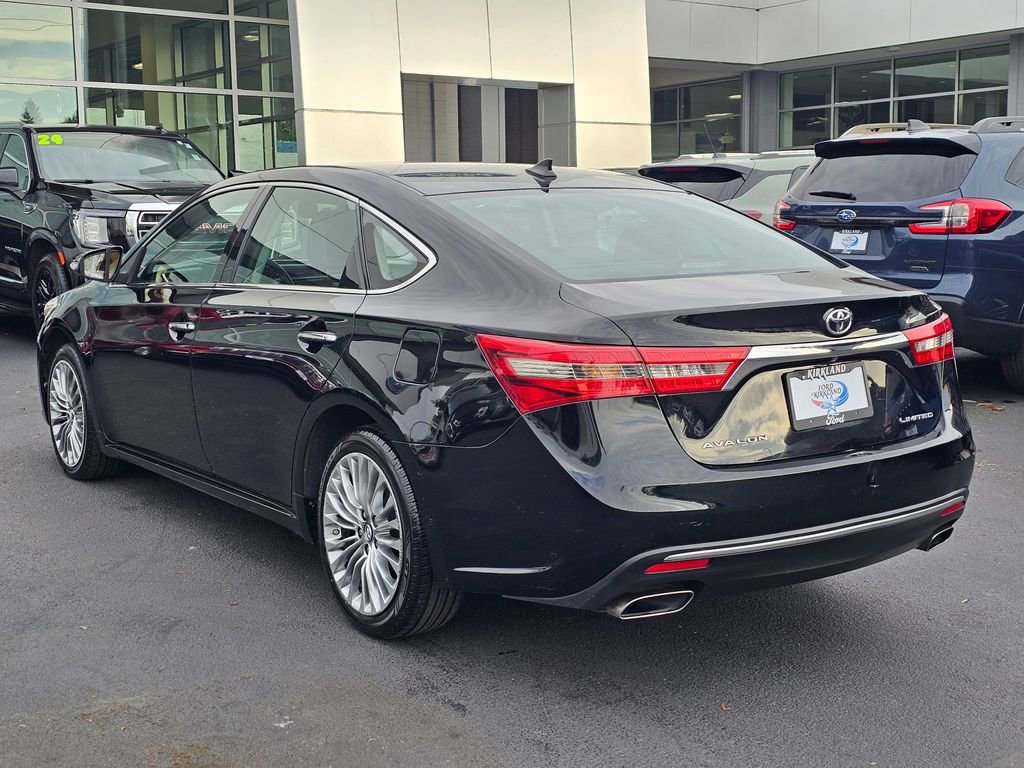 Used 2016 Toyota Avalon Limited image 5