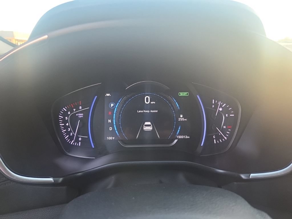 Used 2019 Hyundai Santa Fe SEL FWD image 29