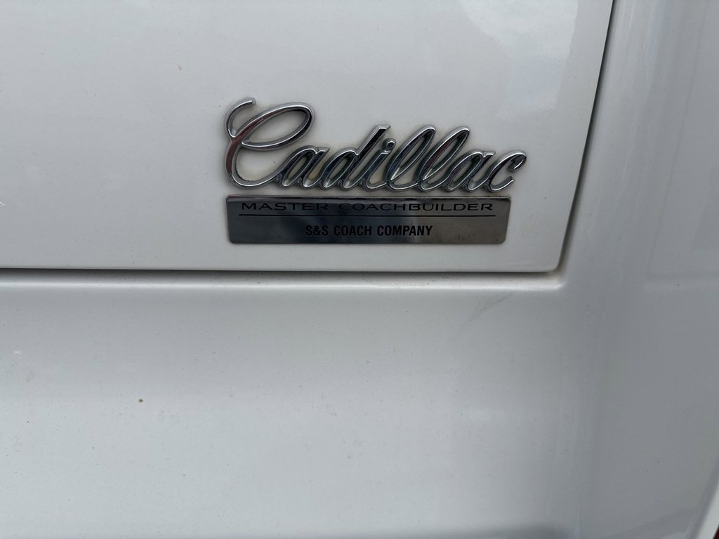 Used 1995 Cadillac Fleetwood Brougham image 23