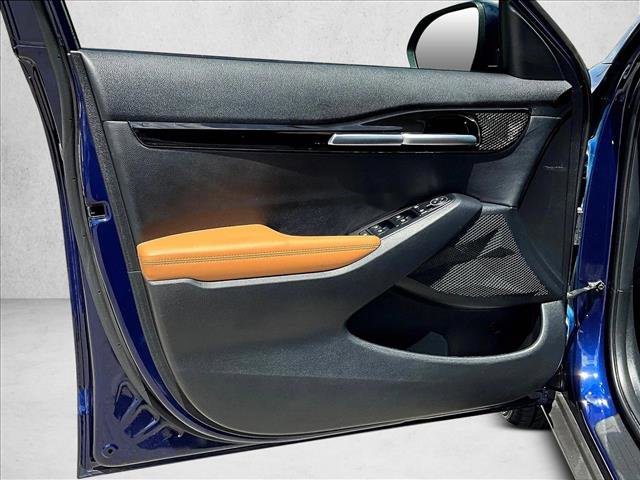 Used 2025 Kia Seltos EX w/ EX Sunroof Package FWD image 17