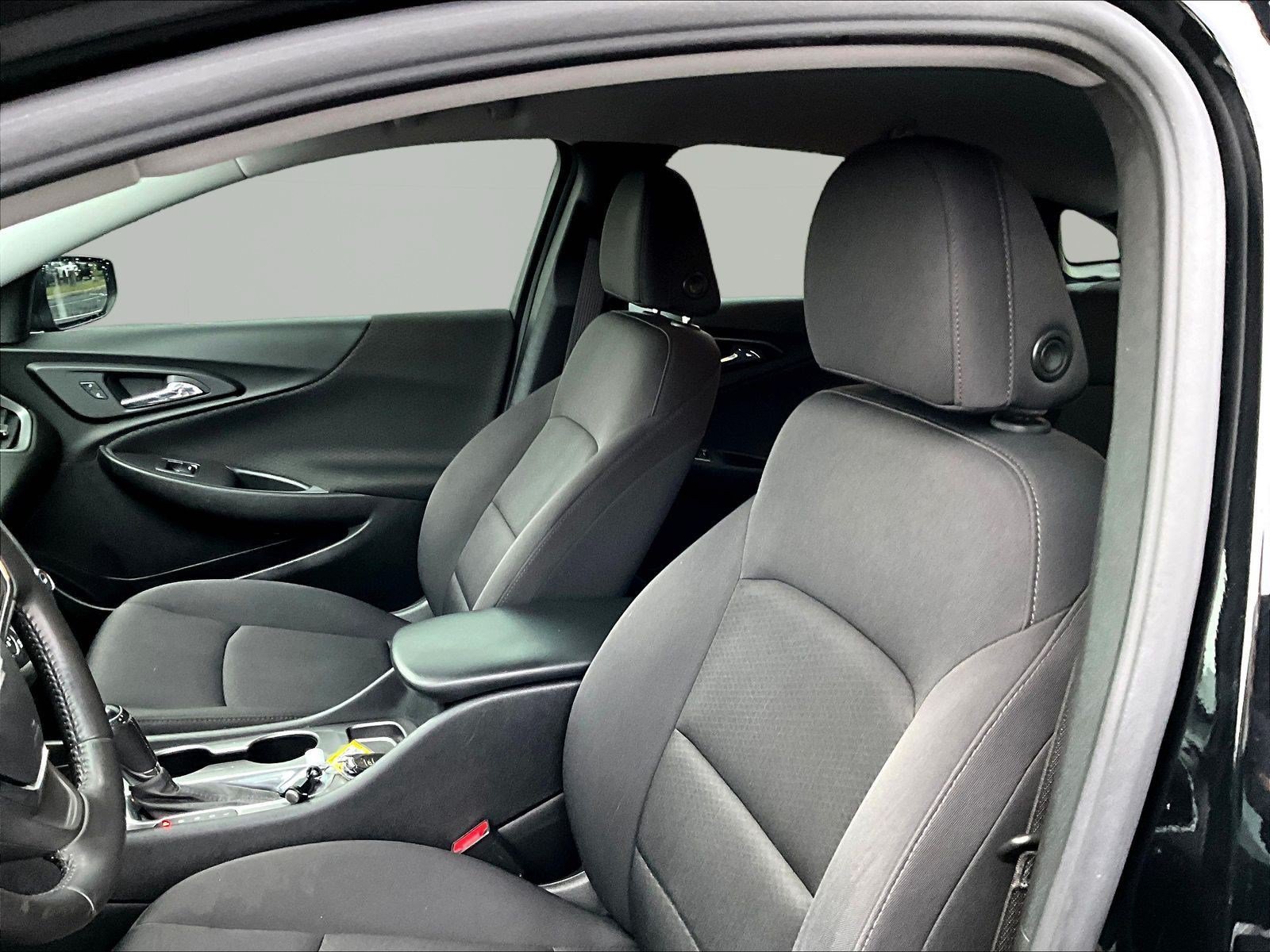 Used 2020 Chevrolet Malibu RS FWD image 18