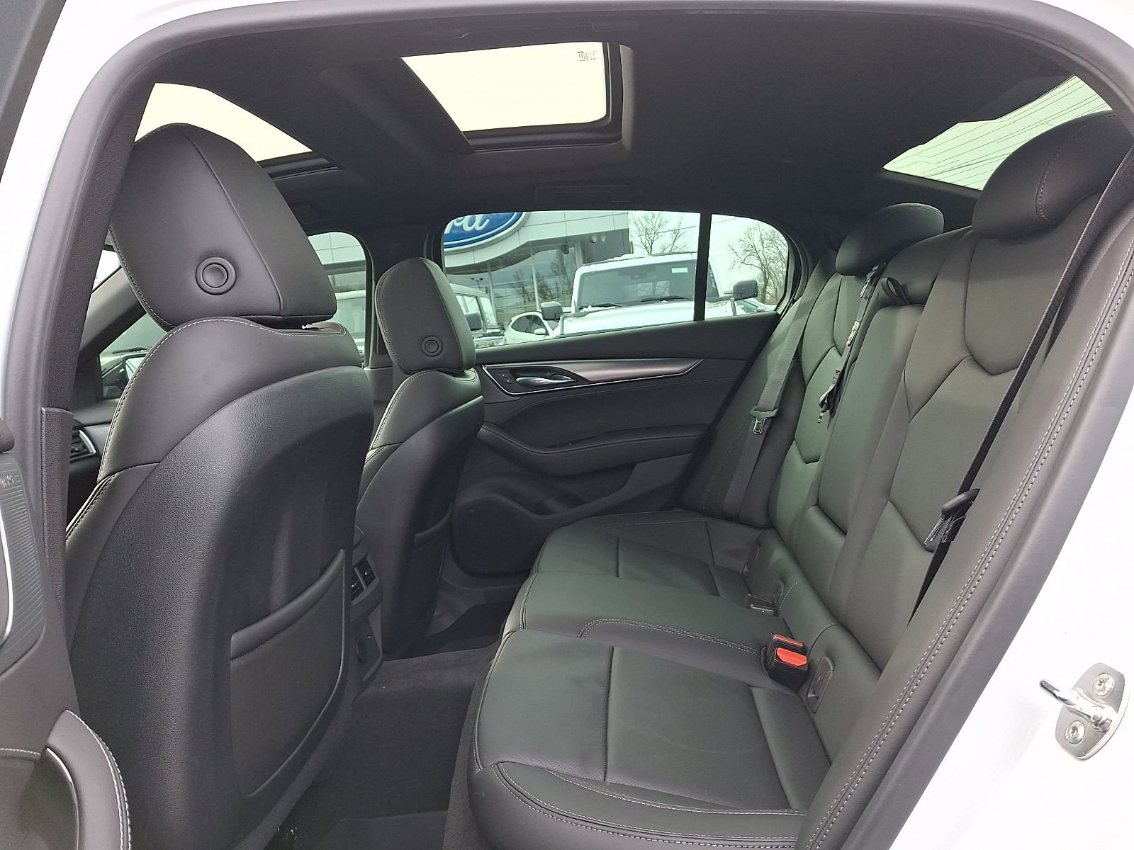 Used 2025 Cadillac CT5 Premium Luxury w/ LPO, ONYX Package image 11