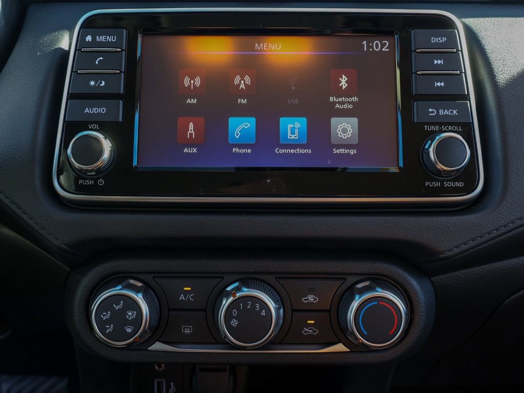 Used 2025 Nissan Versa S w/ Trunk Package image 34