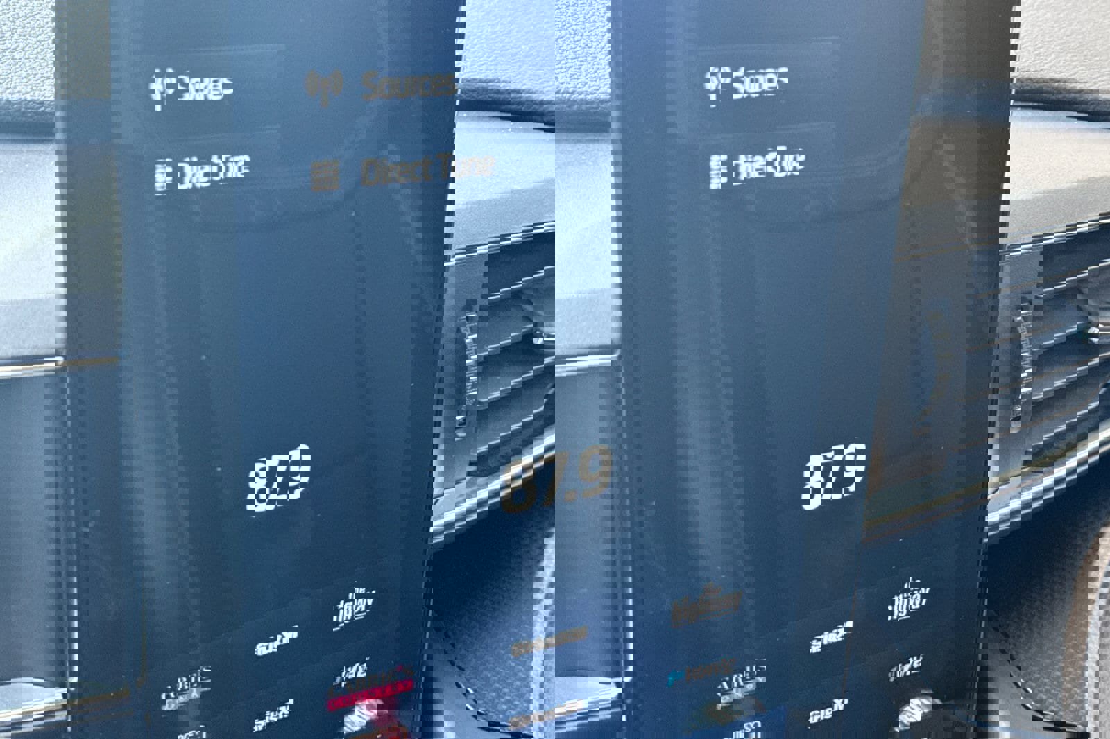 Used 2020 Ford Explorer ST w/ Premium Technology Package image 19