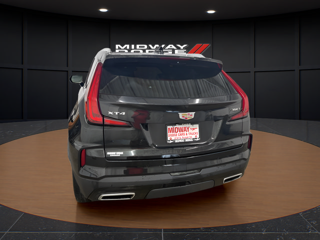 Used 2025 Cadillac XT4 Premium Luxury FWD image 6