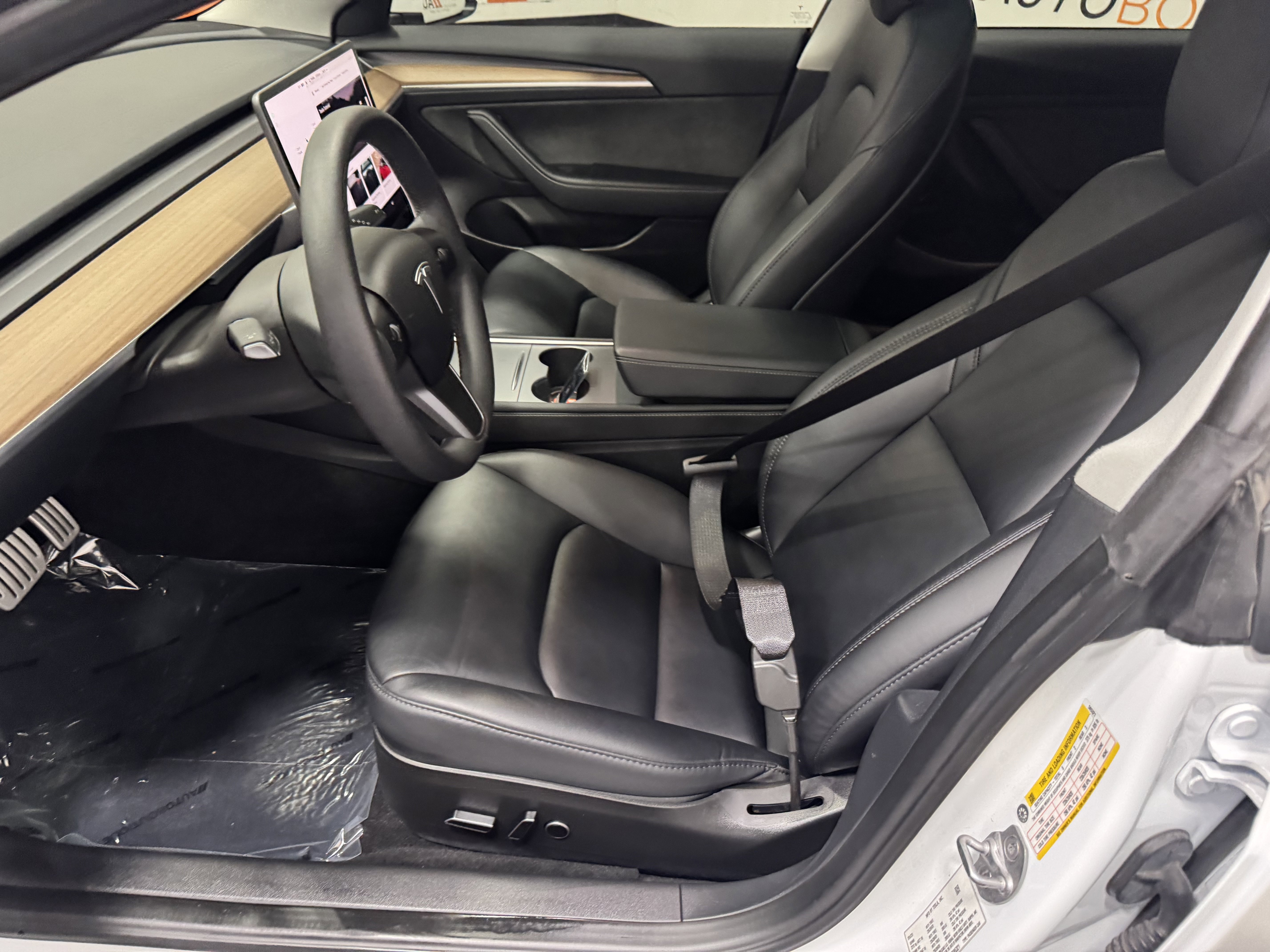 Used 2023 Tesla Model 3 Performance image 8