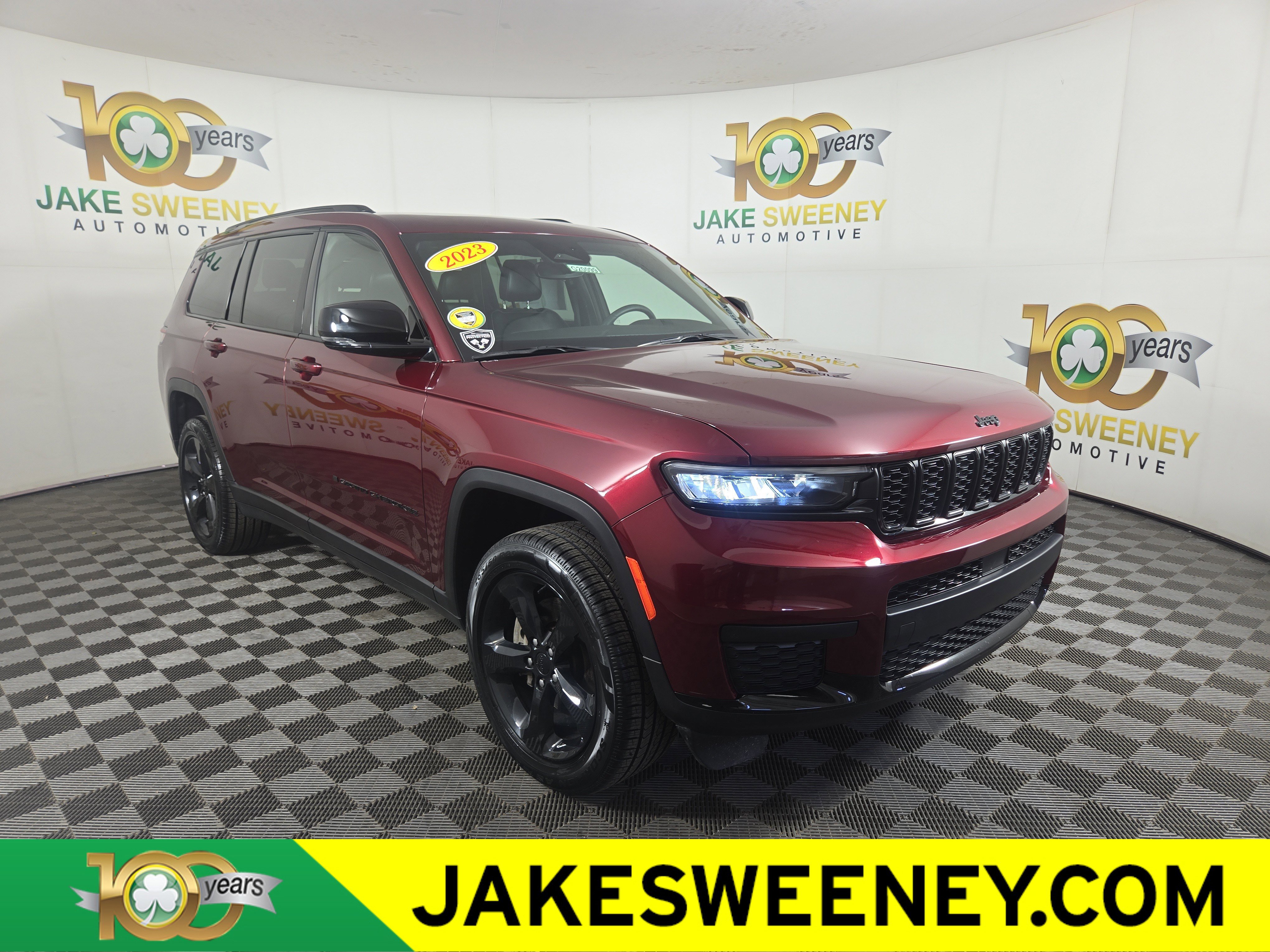 Used 2023 Jeep Grand Cherokee L Laredo AWD/4WD image 1