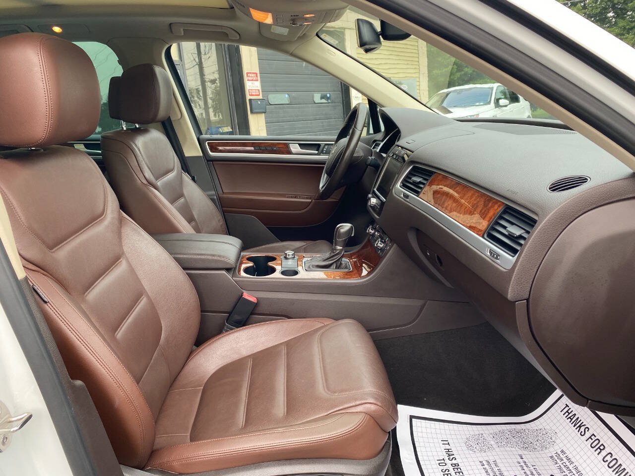 Used 2014 Volkswagen Touareg TDI AWD/4WD image 31