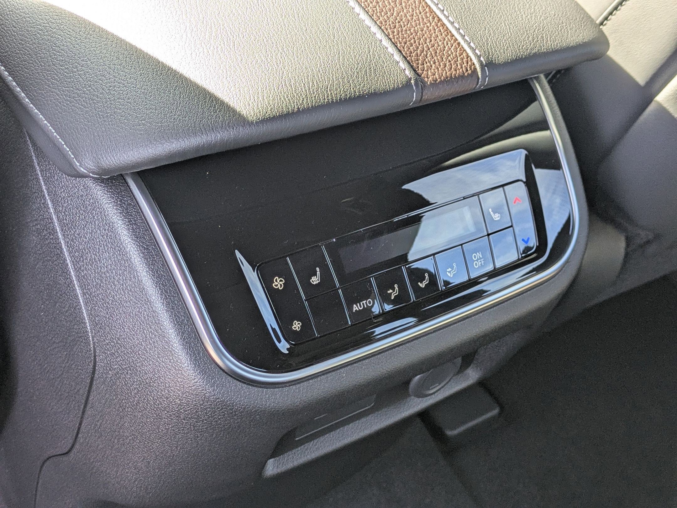 New 2026 Nissan Armada Platinum Reserve image 29