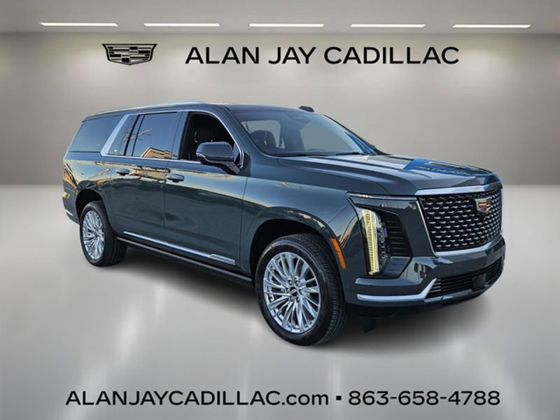 New 2026 Cadillac Escalade ESV Luxury image 7