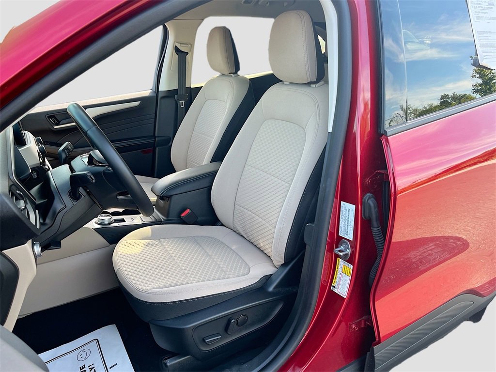 Used 2022 Ford Escape SE w/ Convenience Package image 20