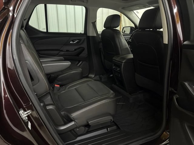 Used 2020 Chevrolet Traverse Premier w/ LPO, Floor Liner Package FWD image 21