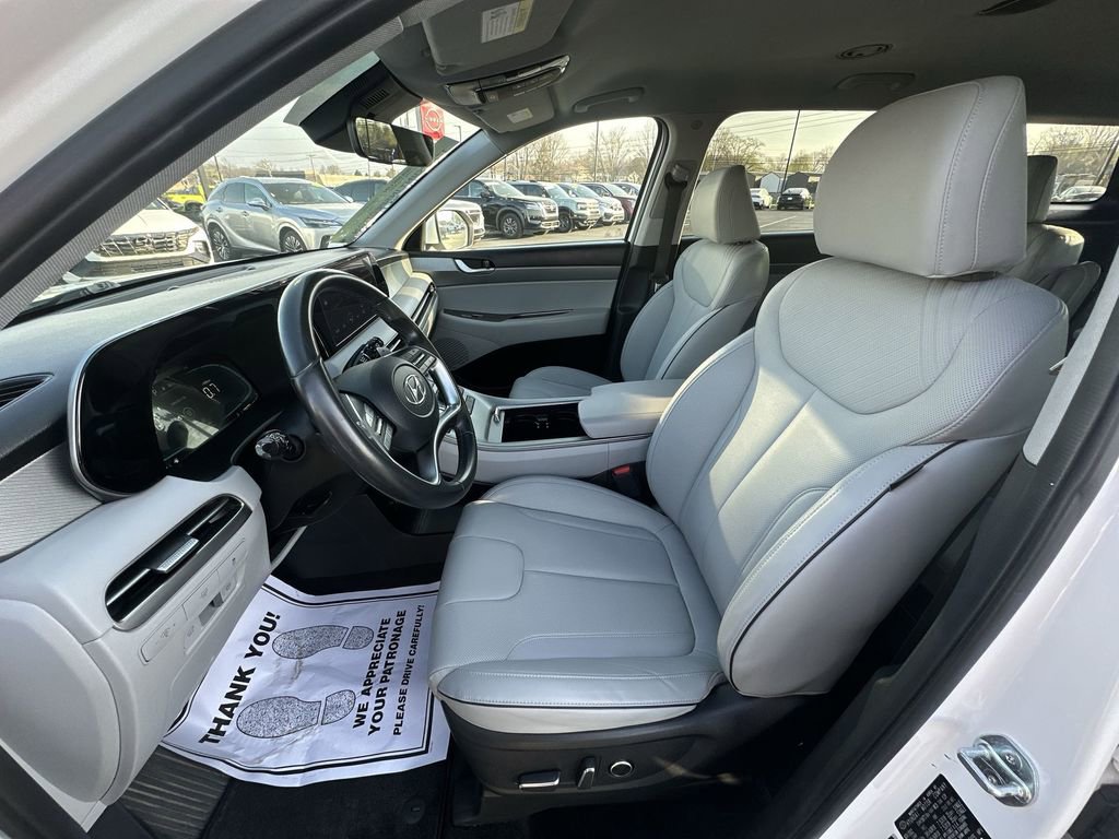 Used 2023 Hyundai Palisade SEL w/ Cargo Package image 11