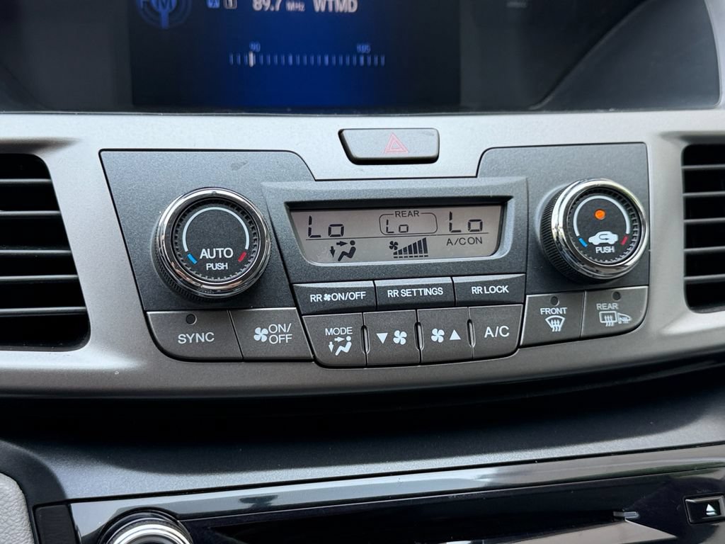 Used 2016 Honda Odyssey SE image 22