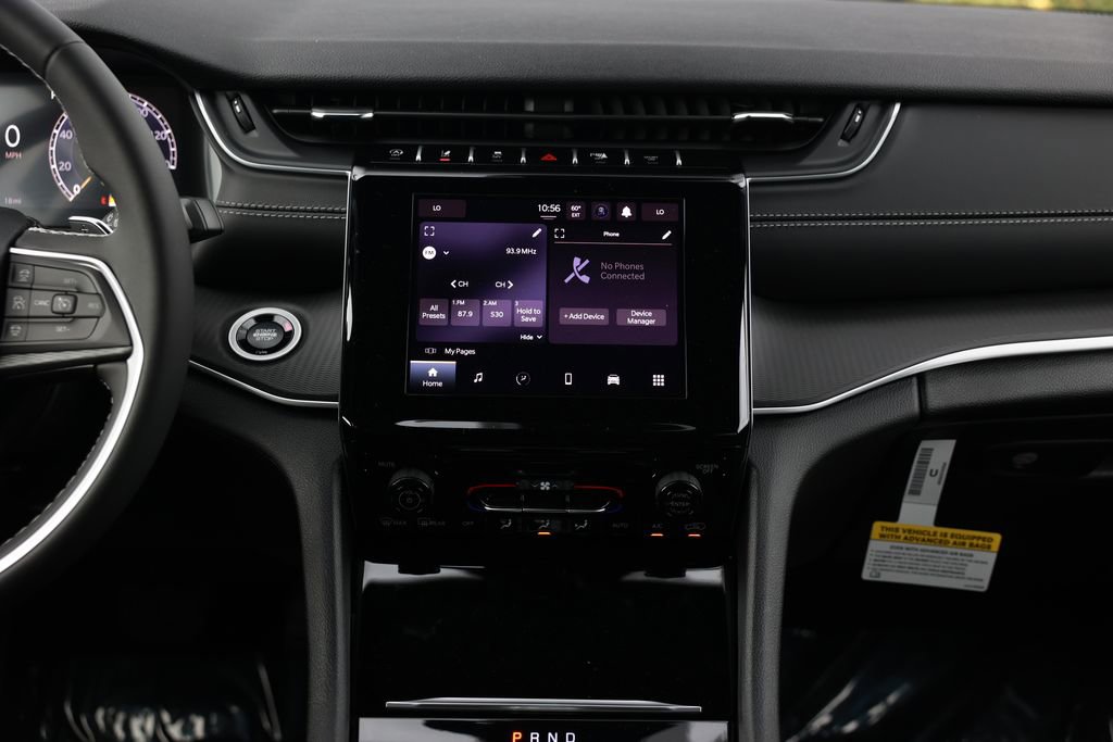 New 2025 Jeep Grand Cherokee Laredo image 23