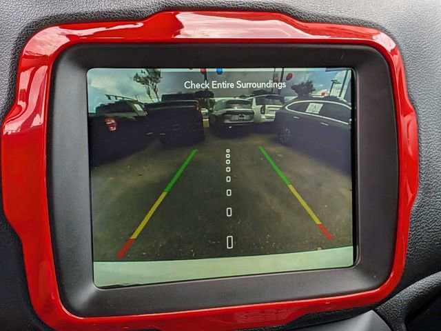Used 2023 Jeep Renegade Trailhawk w/ Trailer Tow Group AWD/4WD image 19