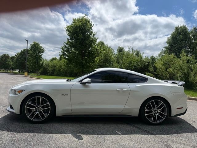 Used 2017 Ford Mustang GT Premium w/ Equipment Group 401A RWD image 3