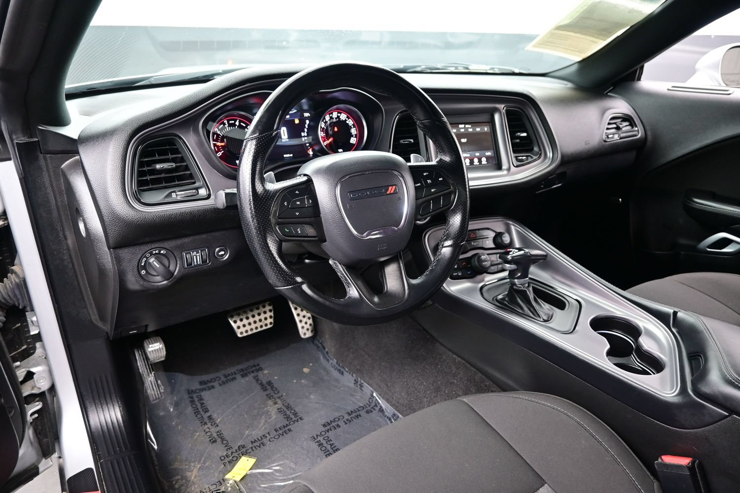 Used 2023 Dodge Challenger R/T RWD image 15