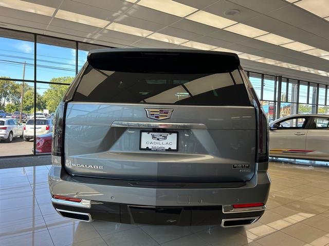 New 2025 Cadillac Escalade Premium Luxury w/ LPO, Floor Liner Package image 4
