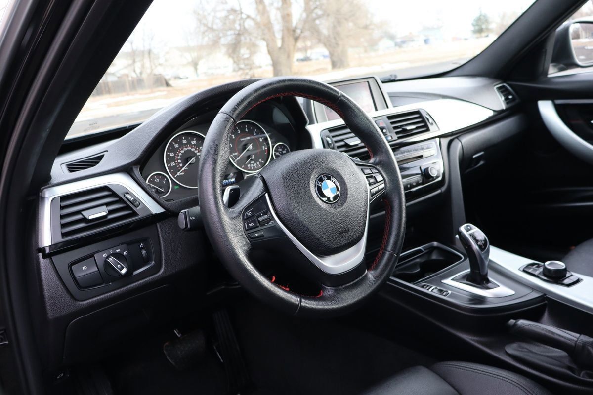 Used 2018 BMW 330i Sedan image 15