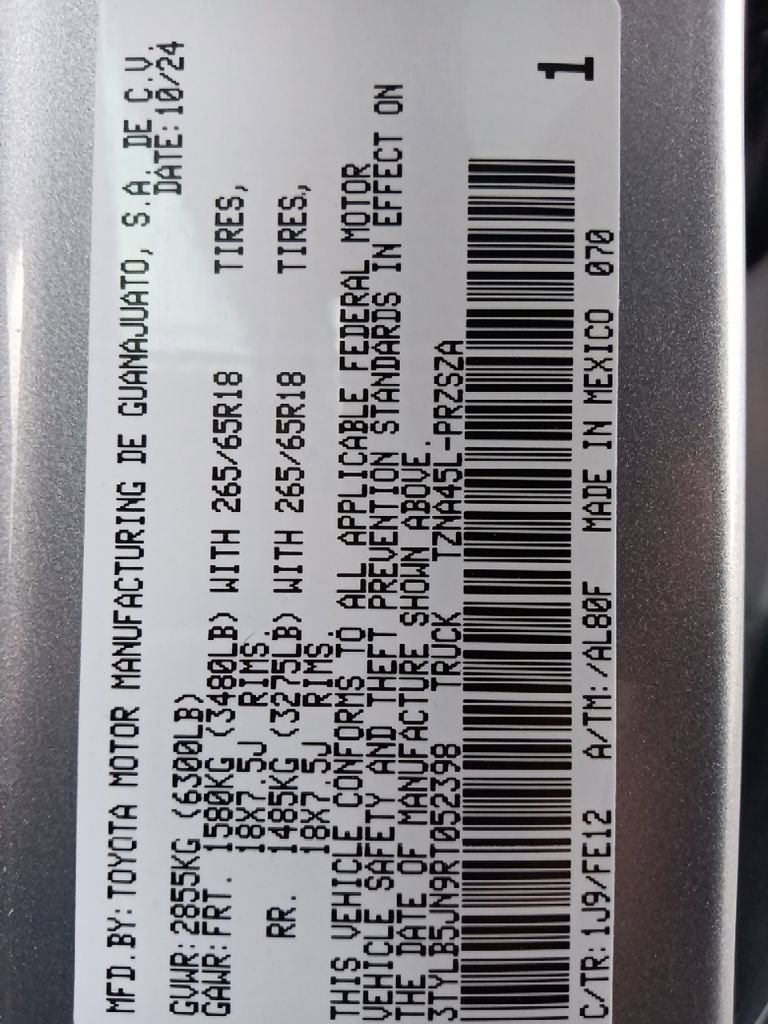 Used 2024 Toyota Tacoma TRD Sport image 35