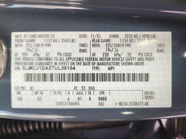 New 2026 Lincoln Corsair Premiere image 24