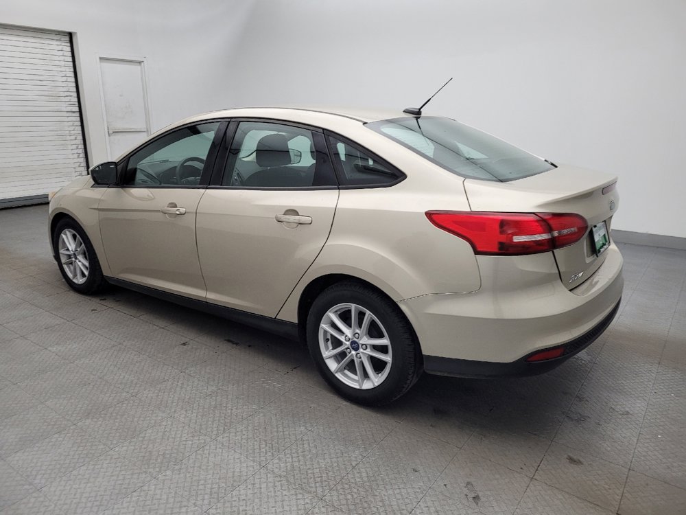 Used 2017 Ford Focus SE image 3
