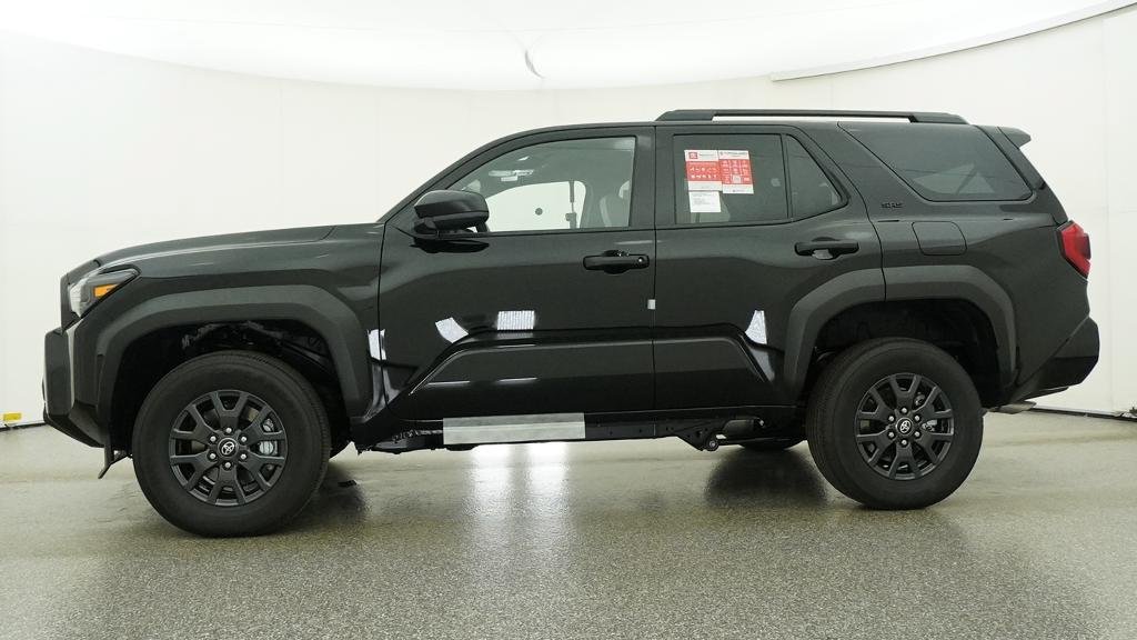 New 2026 Toyota 4Runner SR5 AWD/4WD image 2