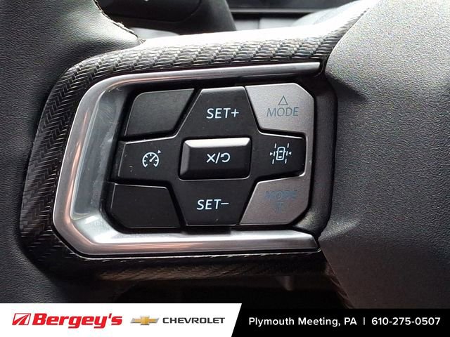 Used 2025 Ford Mustang Coupe RWD image 23