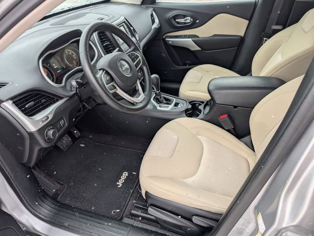 Used 2017 Jeep Cherokee Sport w/ Safety Group image 14