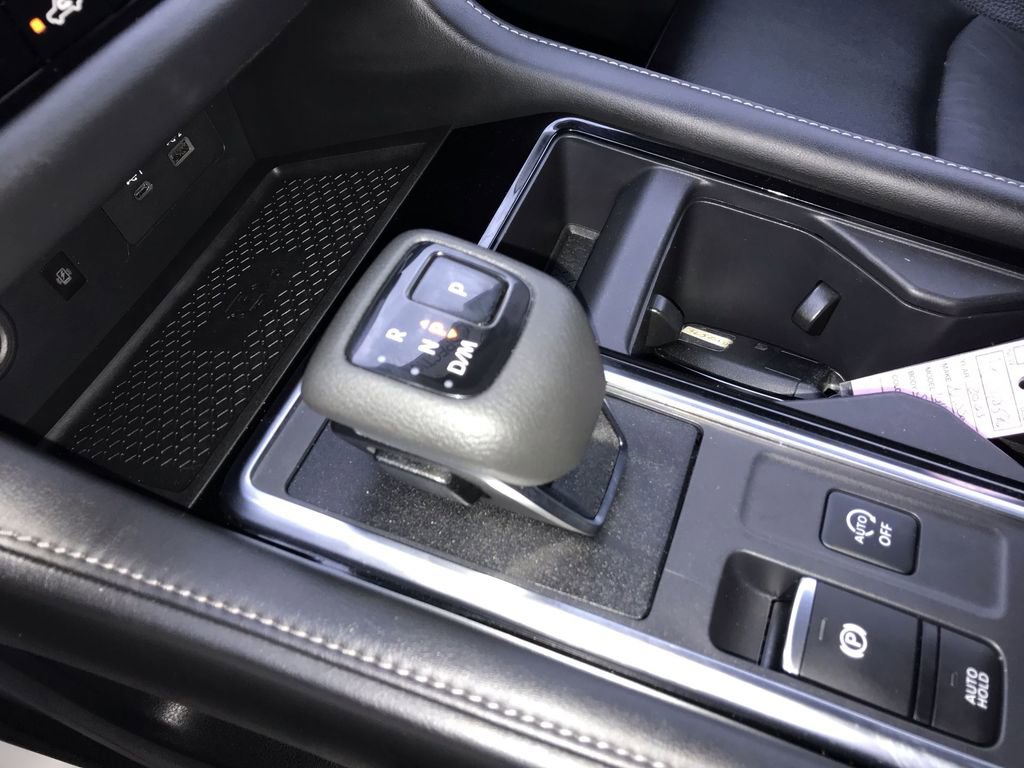 Used 2023 Nissan Pathfinder SL w/ Black Appearance Package image 19