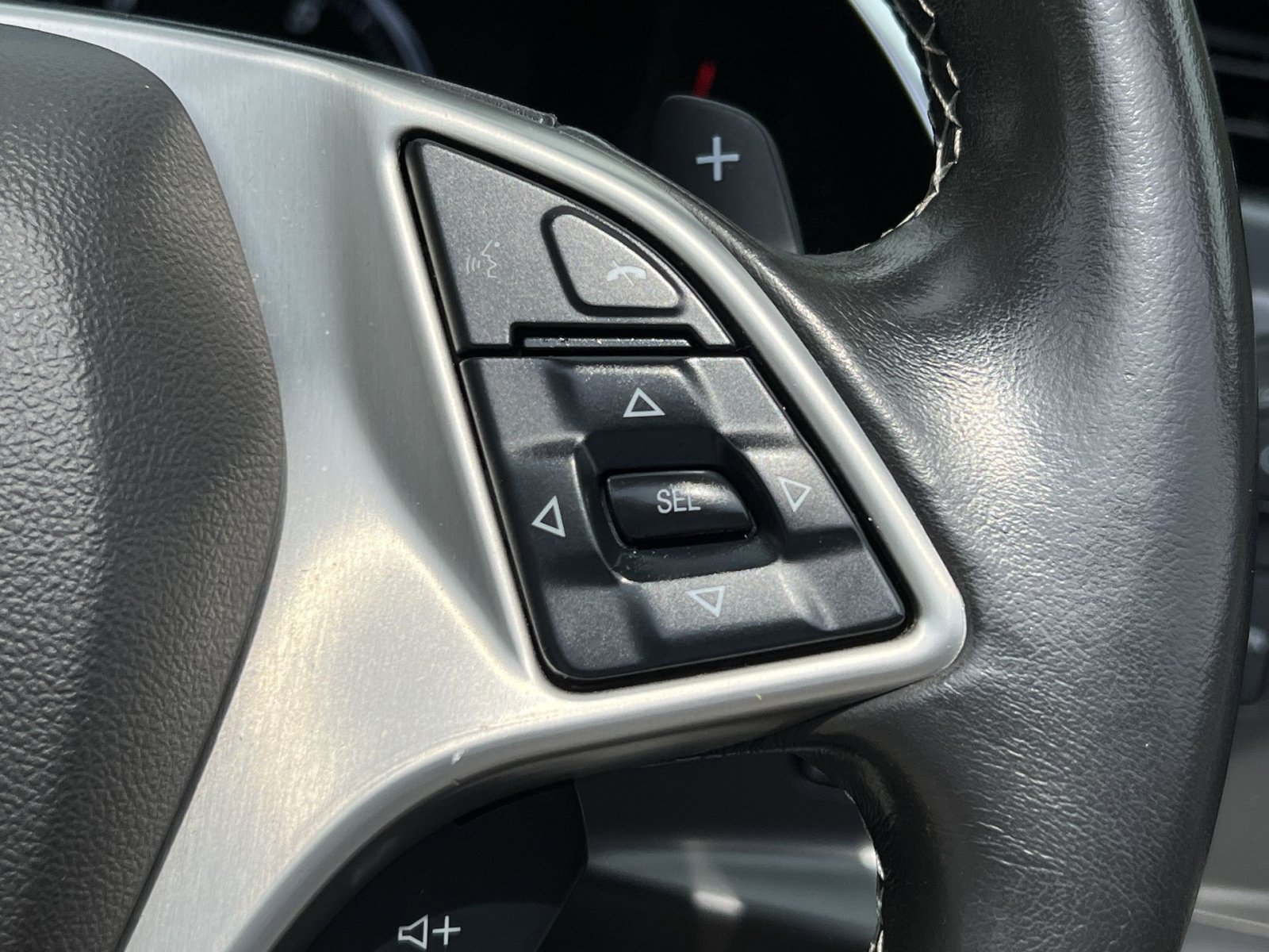 Used 2019 Chevrolet Corvette Stingray Coupe w/ Z51 1LT RWD image 35