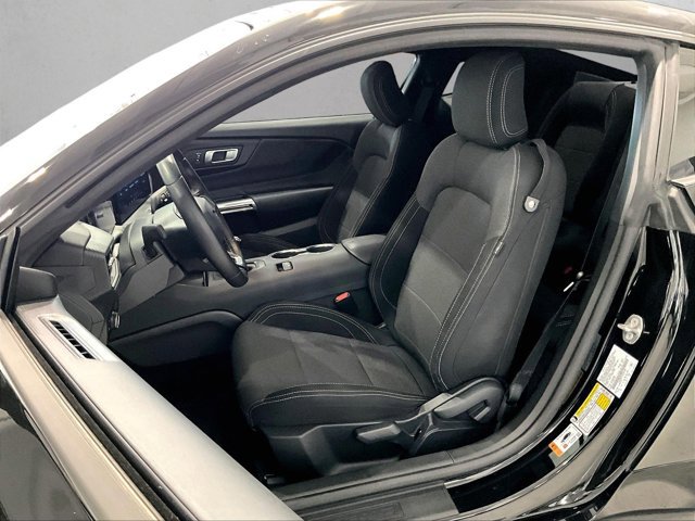 Used 2025 Ford Mustang GT RWD image 27