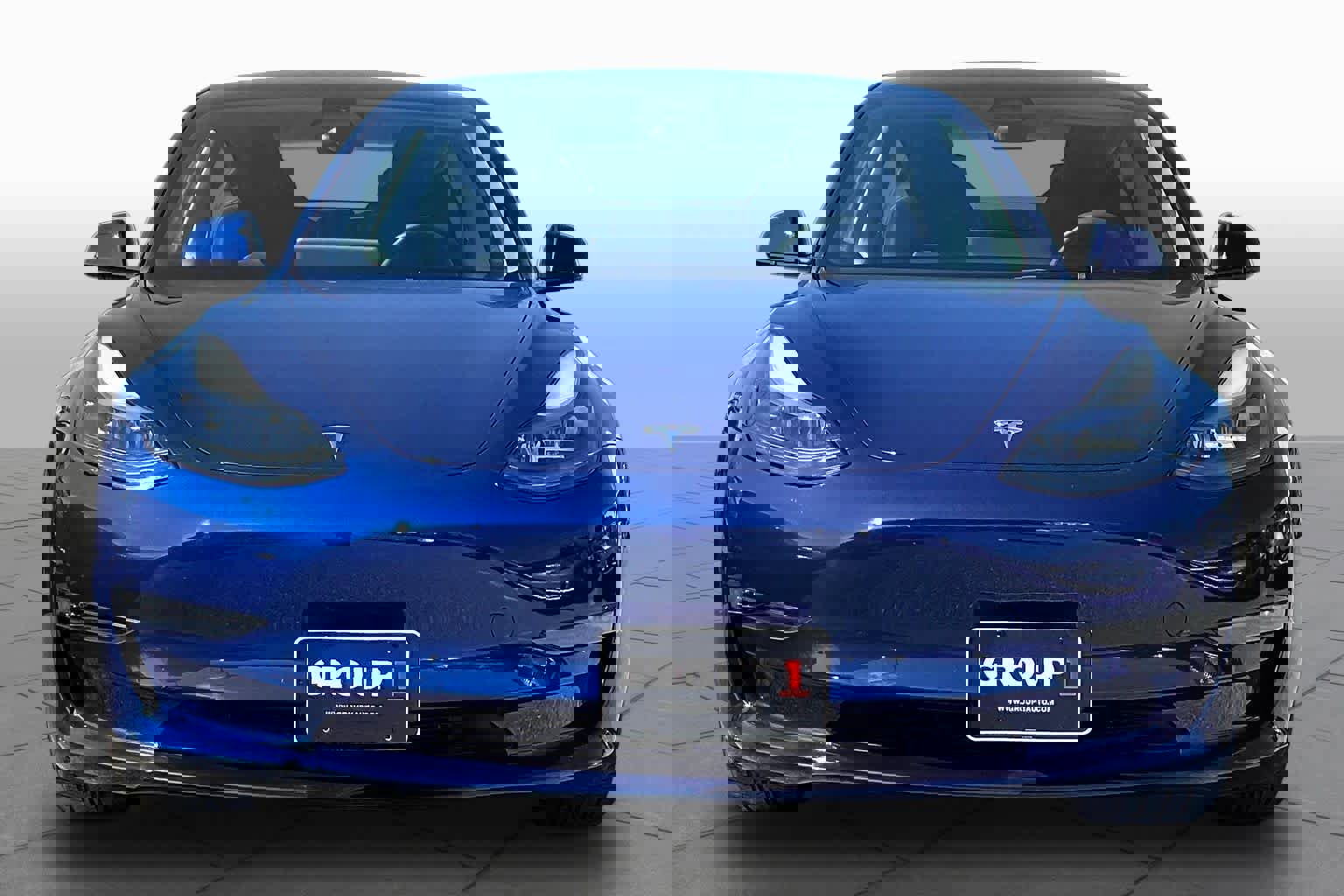 Used 2023 Tesla Model 3 Performance image 3